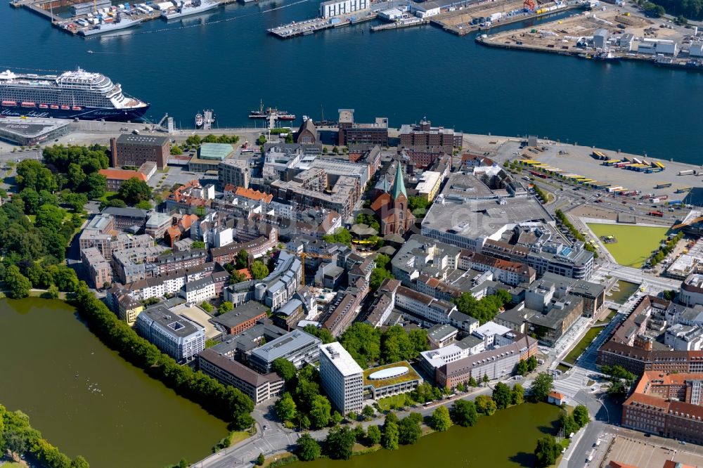 Kiel von oben - Altstadtbereich und Innenstadtzentrum in Kiel im Bundesland Schleswig-Holstein, Deutschland