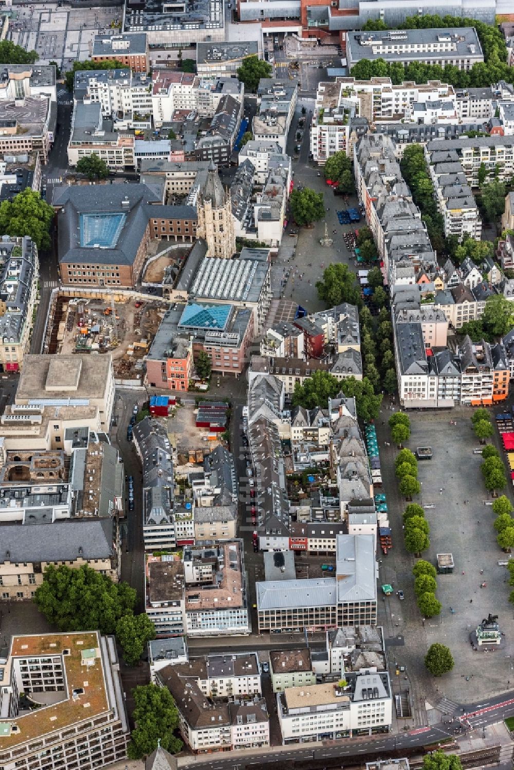 Luftaufnahme Köln - Altstadtbereich und Innenstadtzentrum in Köln im Bundesland Nordrhein-Westfalen, Deutschland