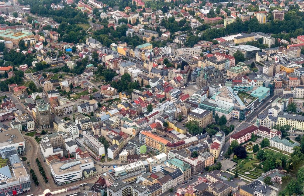 Luftaufnahme Liberec - Altstadtbereich und Innenstadtzentrum von Liberec ( Reichenberg) in Liberecky kraj, Tschechien
