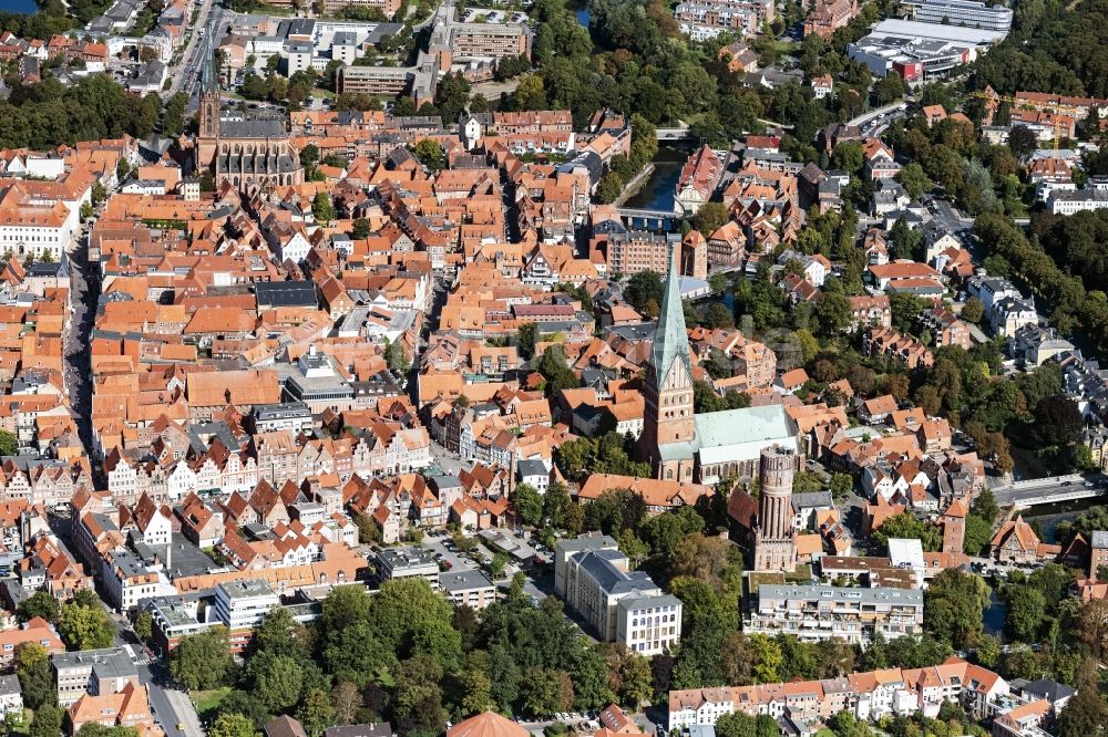 Luftbild Lüneburg - Altstadtbereich und Innenstadtzentrum in Lüneburg im Bundesland Niedersachsen