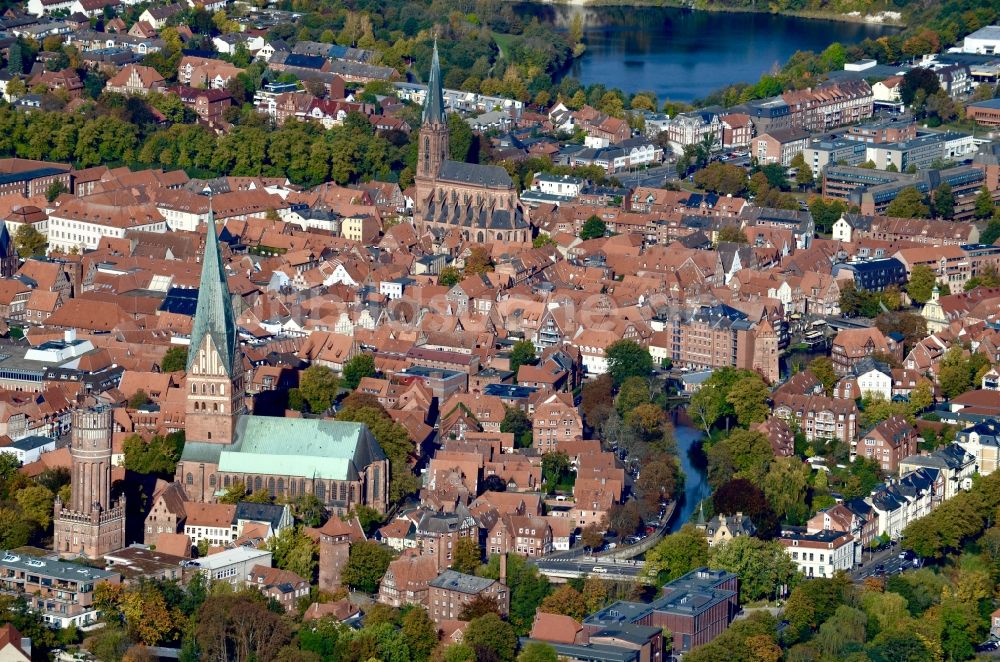 Luftbild Lüneburg - Altstadtbereich und Innenstadtzentrum in Lüneburg im Bundesland Niedersachsen, Deutschland