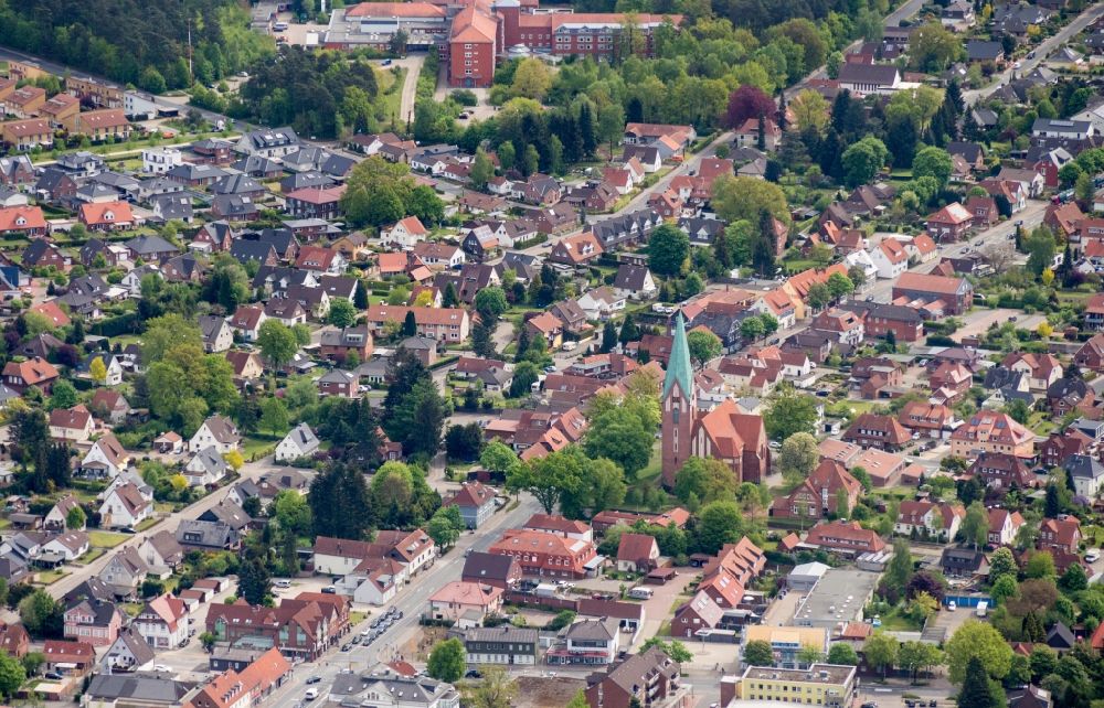 Luftbild Soltau - Altstadtbereich und Innenstadtzentrum mit Lutherkirche in Soltau im Bundesland Niedersachsen, Deutschland