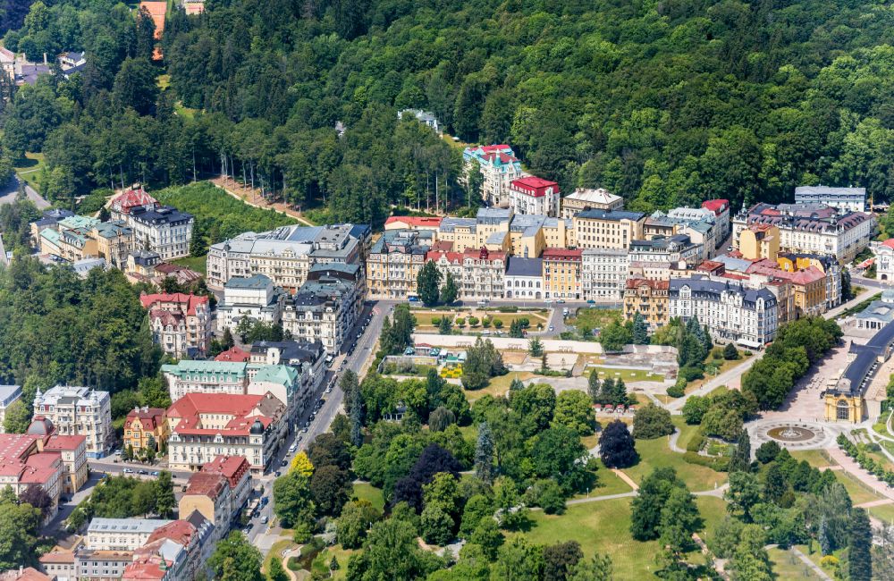Luftbild Marianske Lazne - Altstadtbereich und Innenstadtzentrum in Marianske Lazne in Cechy - Böhmen, Tschechien