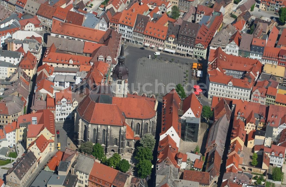 Naumburg (Saale) aus der Vogelperspektive: Altstadtbereich und Innenstadtzentrum mit Marktplatz und Kirche St.Wenzel in Naumburg (Saale)