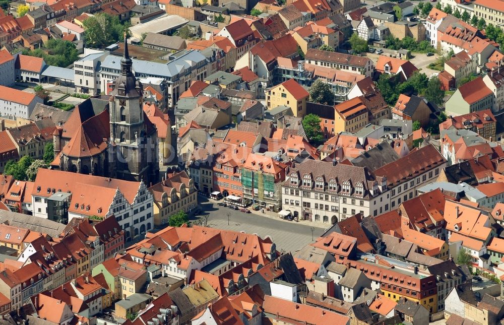Luftbild Naumburg (Saale) - Altstadtbereich und Innenstadtzentrum mit Marktplatz und Kirche St.Wenzel in Naumburg (Saale)