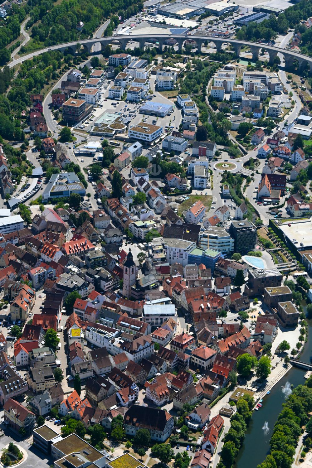 Luftaufnahme Nagold - Altstadtbereich und Innenstadtzentrum in Nagold im Bundesland Baden-Württemberg, Deutschland