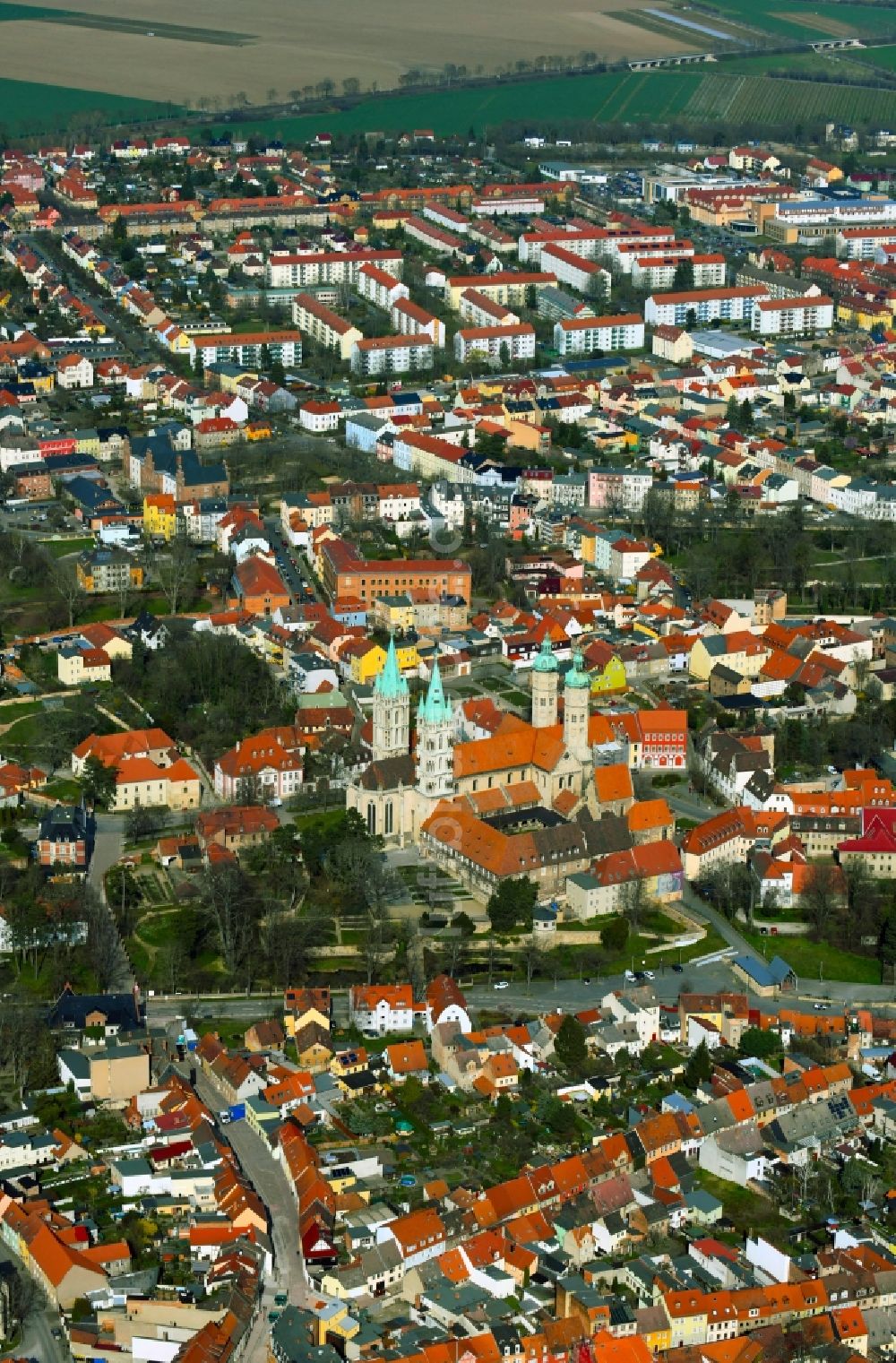 Luftaufnahme Naumburg (Saale) - Altstadtbereich und Innenstadtzentrum in Naumburg (Saale) im Bundesland Sachsen-Anhalt, Deutschland