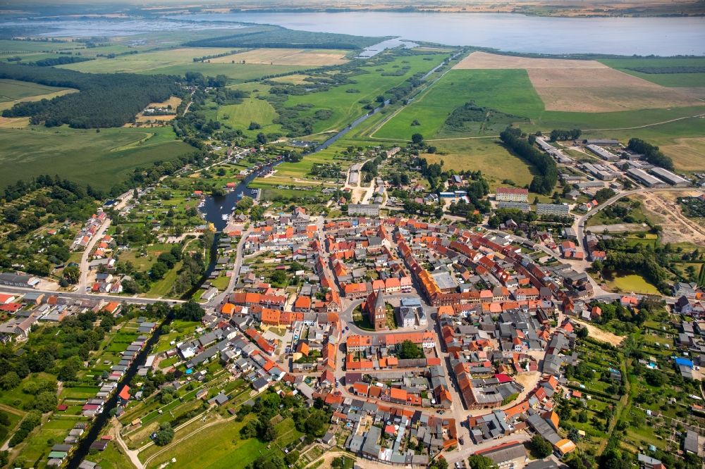 Luftbild Neukalen - Altstadtbereich und Innenstadtzentrum in Neukalen im Bundesland Mecklenburg-Vorpommern