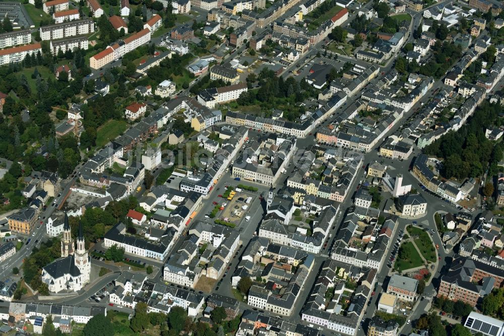 Oelsnitz/Vogtl. aus der Vogelperspektive: Altstadtbereich und Innenstadtzentrum in Oelsnitz/Vogtl. im Bundesland Sachsen
