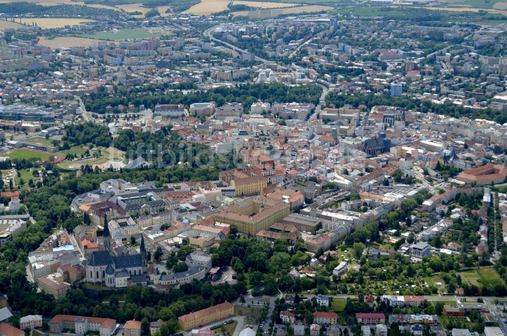 Olomouc von oben - Altstadtbereich und Innenstadtzentrum in Olomouc (Olmütz) in Olomoucky kraj, Tschechien
