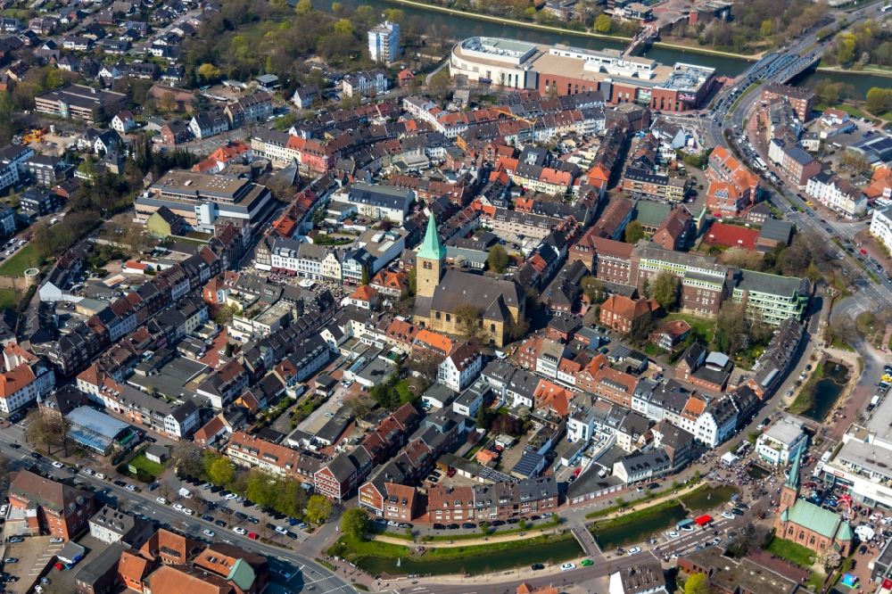 Dorsten von oben - Altstadtbereich und Innenstadtzentrum im Ortsteil Hardt in Dorsten im Bundesland Nordrhein-Westfalen, Deutschland