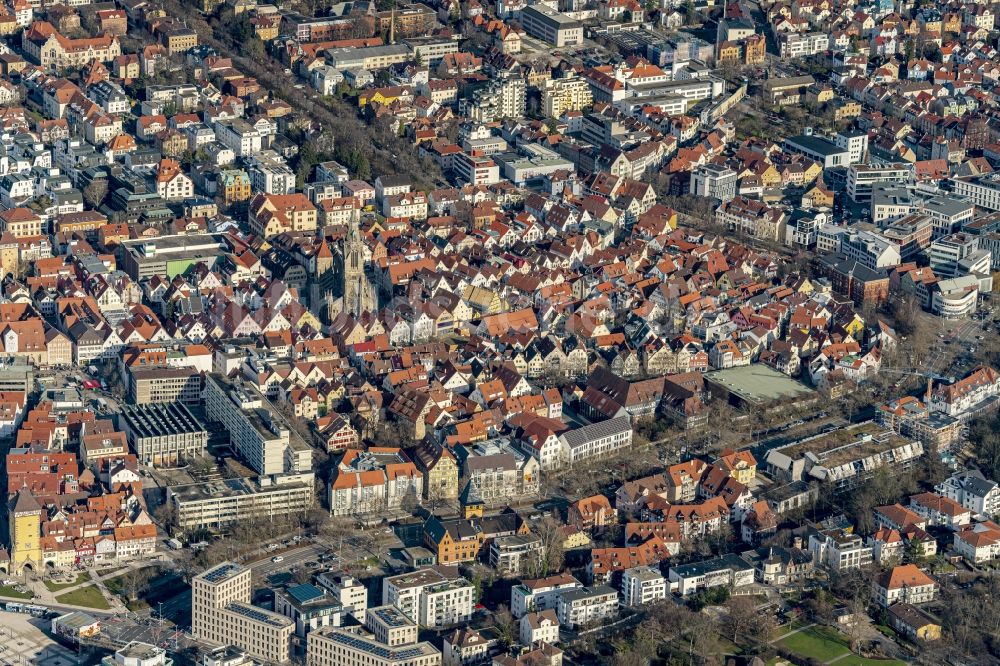 Luftaufnahme Reutlingen - Altstadtbereich und Innenstadtzentrum in Reutlingen im Bundesland Baden-Württemberg, Deutschland