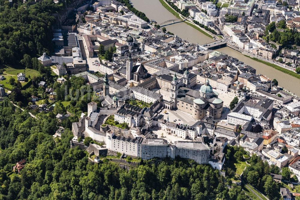 Luftbild Salzburg - Altstadtbereich und Innenstadtzentrum in Salzburg in Österreich