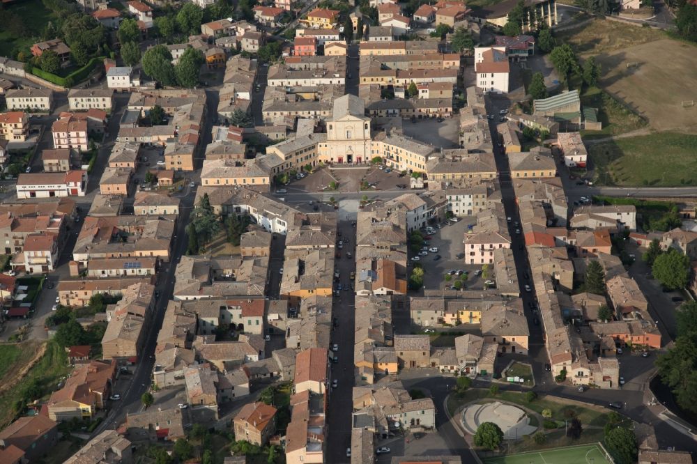 Luftbild San Lorenzo Nuovo - Altstadtbereich und Innenstadtzentrum von San Lorenzo Nuovo in Italien