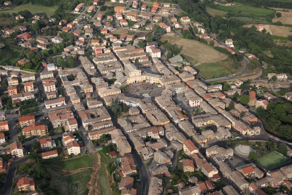 San Lorenzo Nuovo von oben - Altstadtbereich und Innenstadtzentrum von San Lorenzo Nuovo in Italien