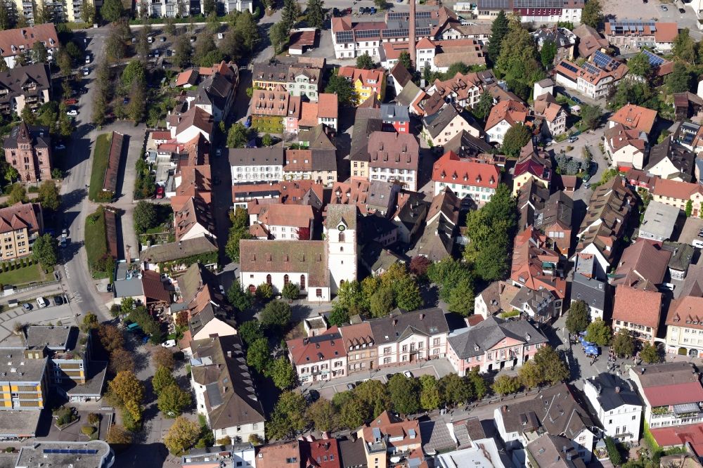 Luftaufnahme Schopfheim - Altstadtbereich und Innenstadtzentrum in Schopfheim im Bundesland Baden-Württemberg, Deutschland