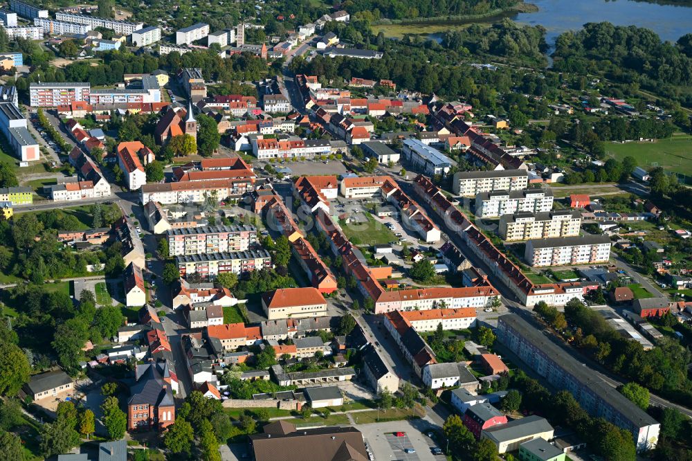 Luftaufnahme Strasburg (Uckermark) - Altstadtbereich und Innenstadtzentrum in Strasburg (Uckermark) im Bundesland Mecklenburg-Vorpommern, Deutschland