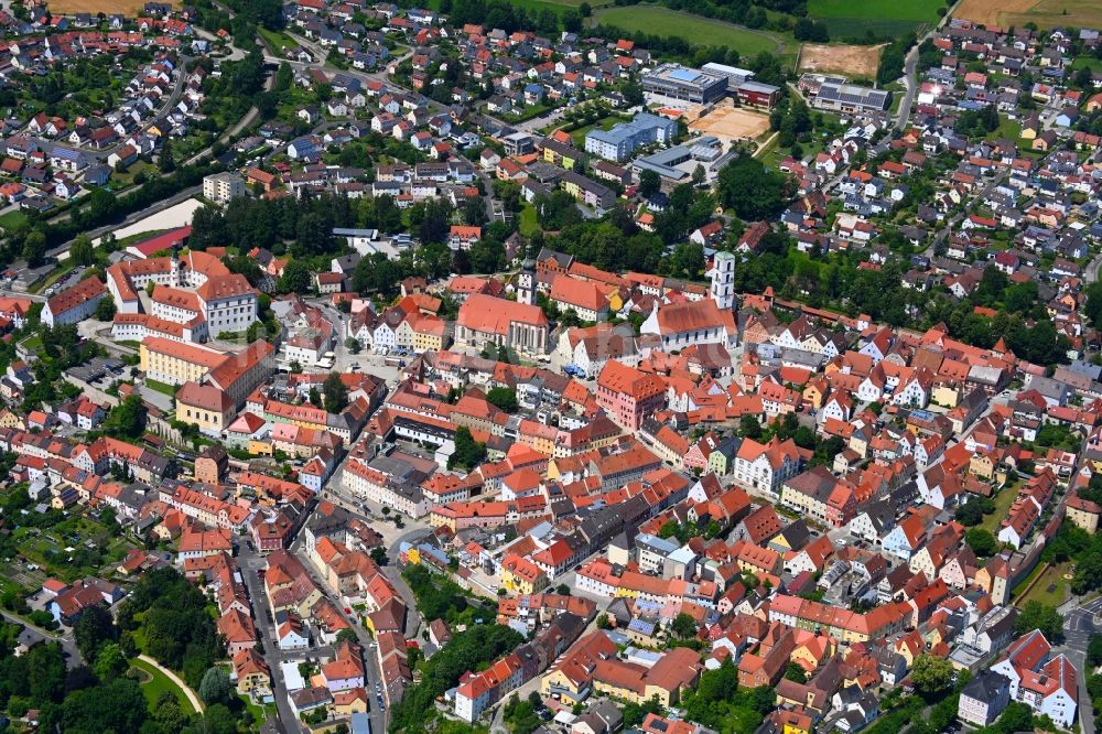 Sulzbach-Rosenberg von oben - Altstadtbereich und Innenstadtzentrum in Sulzbach-Rosenberg im Bundesland Bayern, Deutschland