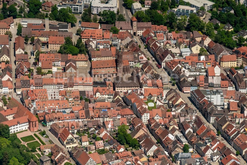 Luftbild Villingen-Schwenningen - Altstadtbereich und Innenstadtzentrum Villingen in Villingen-Schwenningen im Bundesland Baden-Württemberg, Deutschland