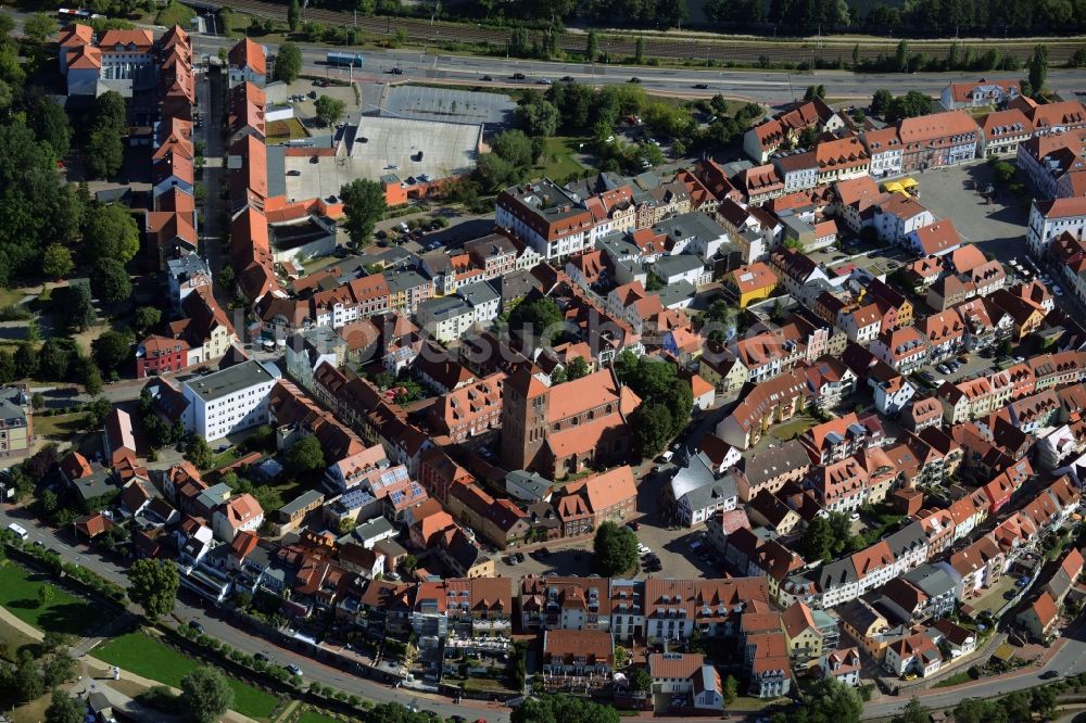 Luftaufnahme Waren (Müritz) - Altstadtbereich und Innenstadtzentrum in Waren (Müritz) im Bundesland Mecklenburg-Vorpommern