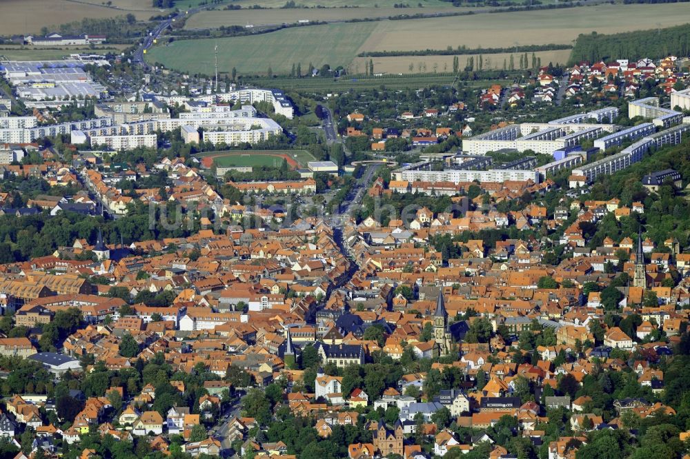 Luftbild Wernigerode - Altstadtbereich und Innenstadtzentrum in Wernigerode im Bundesland Sachsen-Anhalt, Deutschland