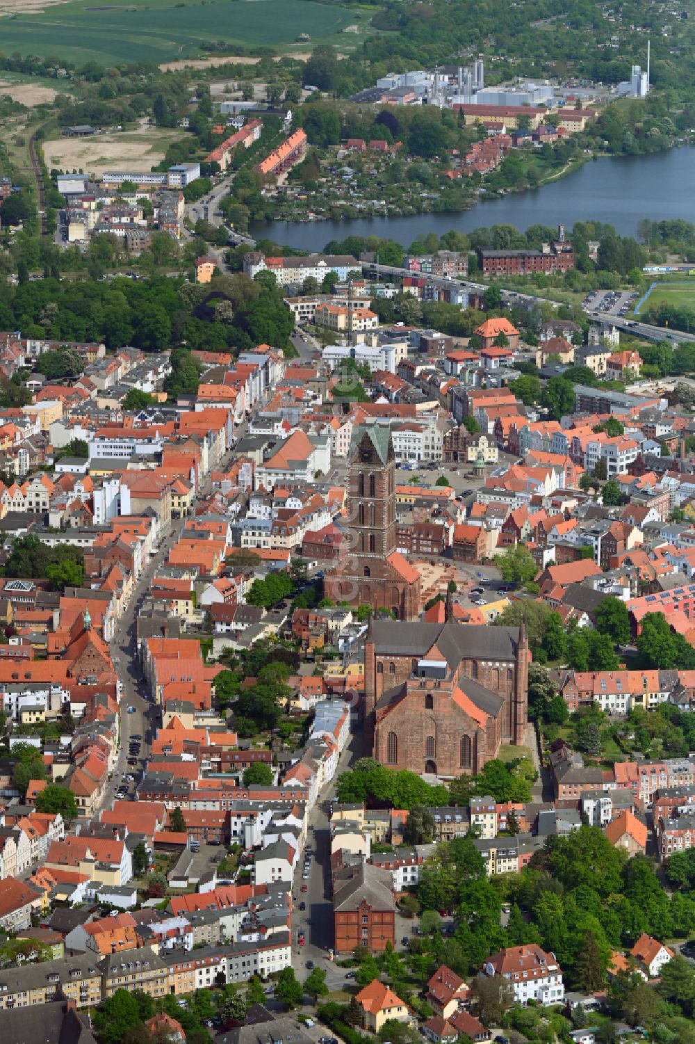 Hansestadt Wismar von oben - Altstadtbereich und Innenstadtzentrum in Wismar im Bundesland Mecklenburg-Vorpommern