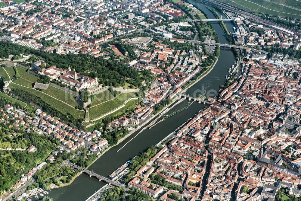Luftaufnahme Würzburg - Altstadtbereich und Innenstadtzentrum in Würzburg im Bundesland Bayern, Deutschland