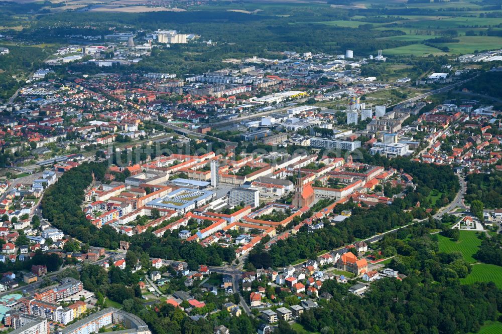 Luftbild Neubrandenburg - Altstadtbereich am Marktplatz in Neubrandenburg im Bundesland Mecklenburg-Vorpommern, Deutschland