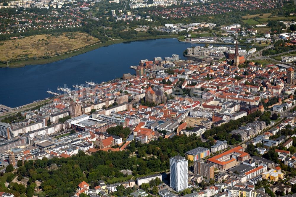 Luftbild Rostock - Altstadtbereich in Rostock im Bundesland Mecklenburg-Vorpommern, Deutschland