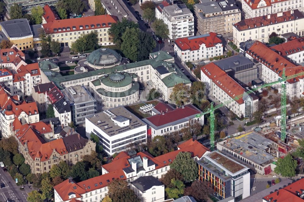 München aus der Vogelperspektive: Anatomische Anstalt der Ludwig-Maximilians-Universität in München im Bundesland Bayern