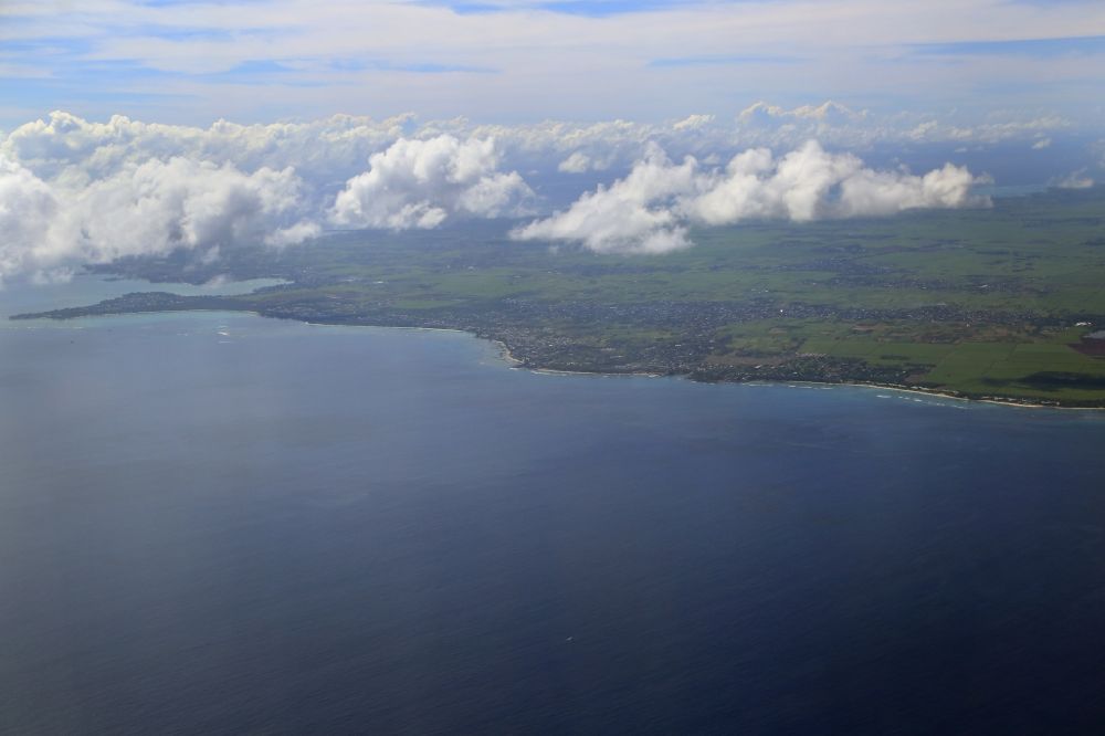 Luftaufnahme Trou-aux-Biches - Anflug auf Mauritius im Indischen Ozean