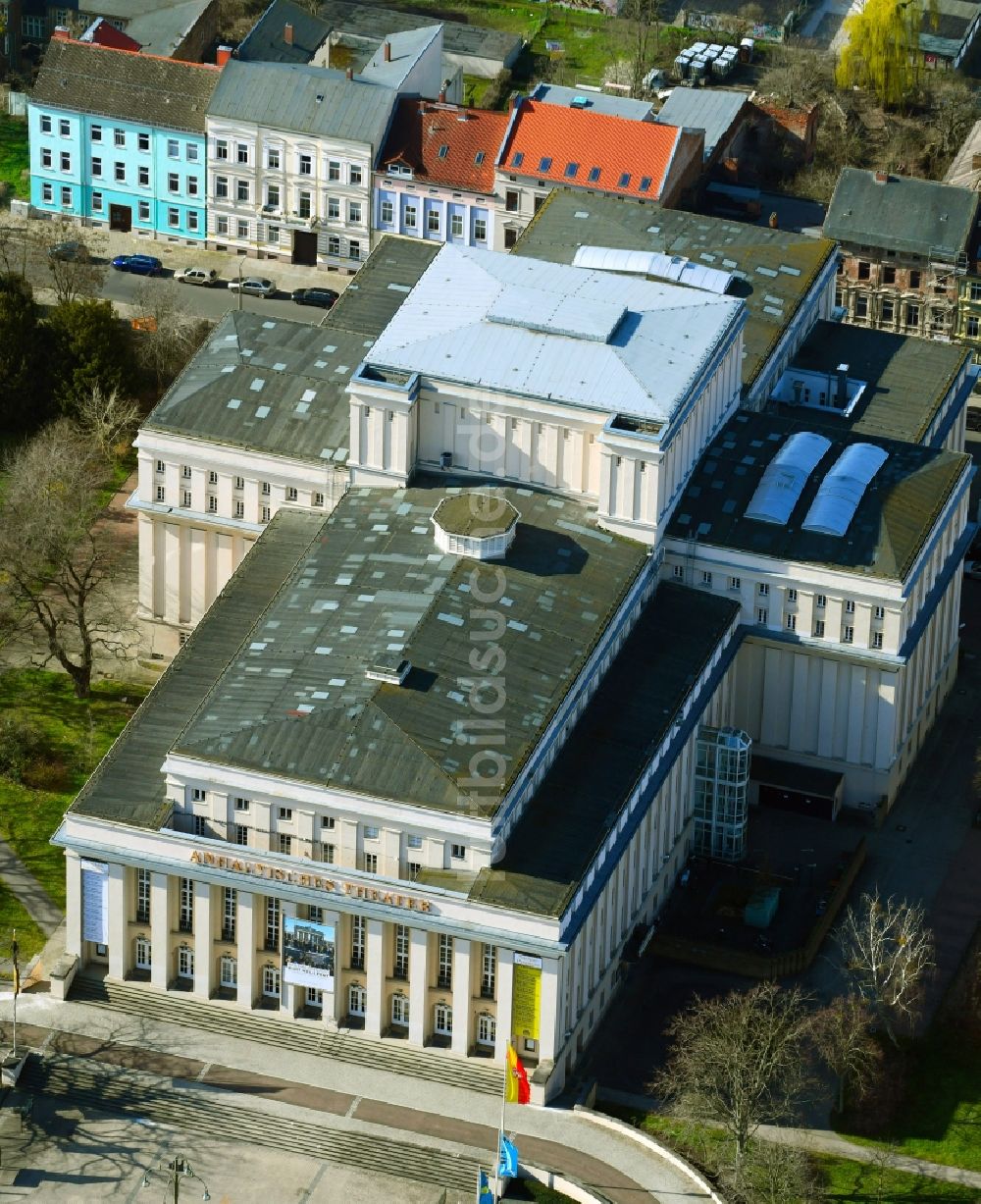 Luftbild Dessau - Anhaltisches Theater in Dessau im Bundesland Sachsen-Anhalt, Deutschland