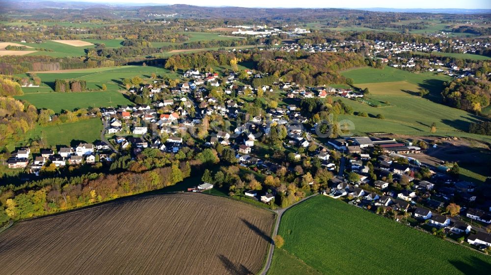Luftaufnahme Hennef (Sieg) - Ansicht des Dorfes Eulenberg im Bundesland Nordrhein-Westfalen, Deutschland