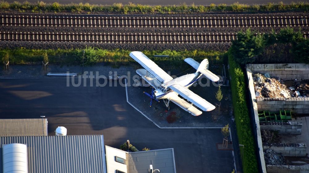 Luftbild Eitorf - Antonov An-2 auf dem Werksgelände der Maschinenbau Feld GmbH in Eitorf im Bundesland Nordrhein-Westfalen, Deutschland