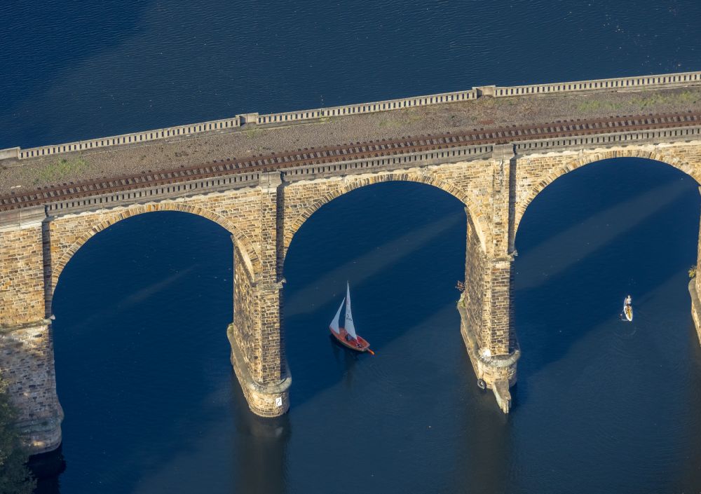 Luftaufnahme Herdecke - Aquädukt über dem Fluss Ruhr in Herdecke im Bundesland Nordrhein-Westfalen, Deutschland