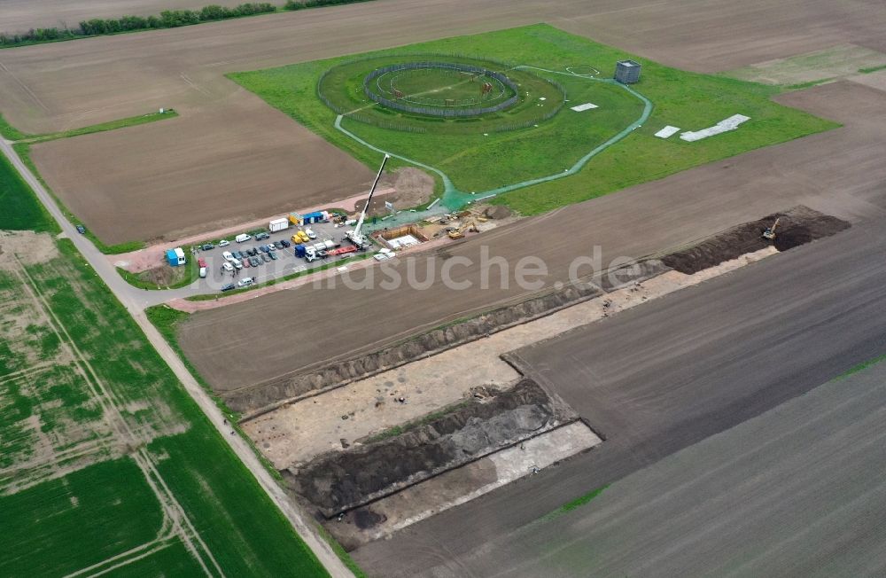 Luftaufnahme Pömmelte - Archäologische Freilegungs- und Konservierungsarbeiten auf einem Feld in Pömmelte im Bundesland Sachsen-Anhalt, Deutschland