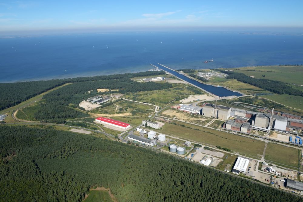 Luftaufnahme Freesendorf - Areal des ehemaligen Kernkraftwerkes Lubmin im Bundesland Mecklenburg-Vorpommern