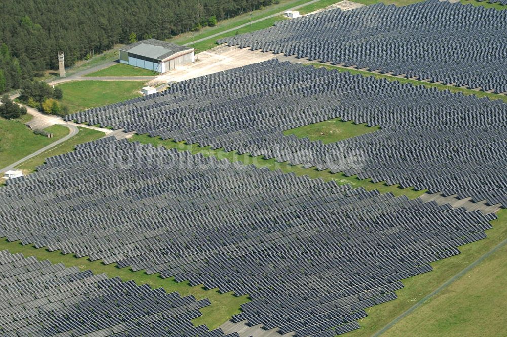 Waldpolenz / Rote Jahne aus der Vogelperspektive: Areal des neuen Solarparkes Rote Jahne in Sachsen
