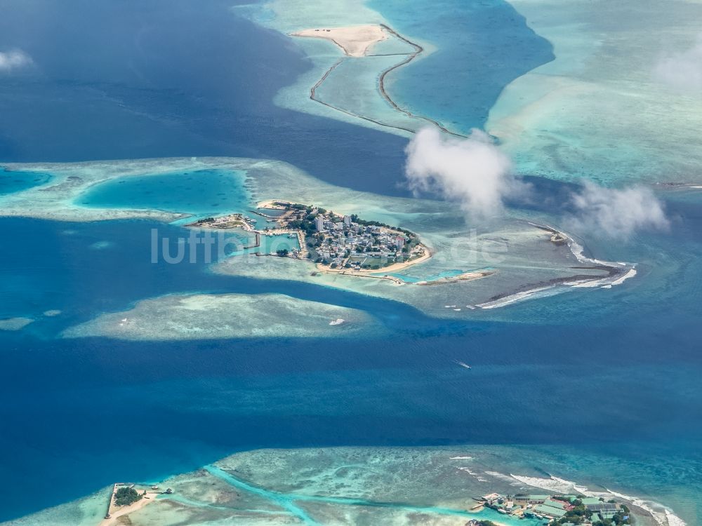 Luftaufnahme Guraidhoo - Atoll an der Wasseroberfläche Guraidhoo in Guraidhoo in Kaafu Atoll, Malediven