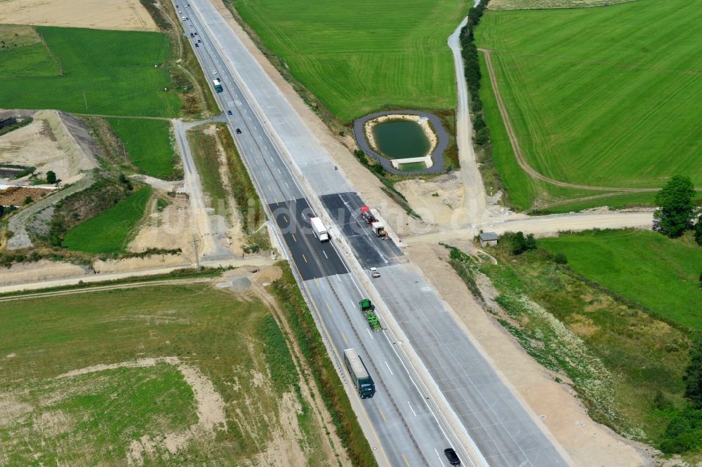 Luftaufnahme Moßbach - Ausbau- Arbeiten und Baustellen an der Streckenführung der BAB Bundesautobahn A9 bei Moßbach in Thüringen