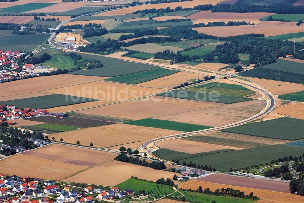 Luftaufnahme Altdorf - Ausbau der Ortsumgehung im Straßenverlauf Am Aicher Feld in Altdorf im Bundesland Bayern, Deutschland