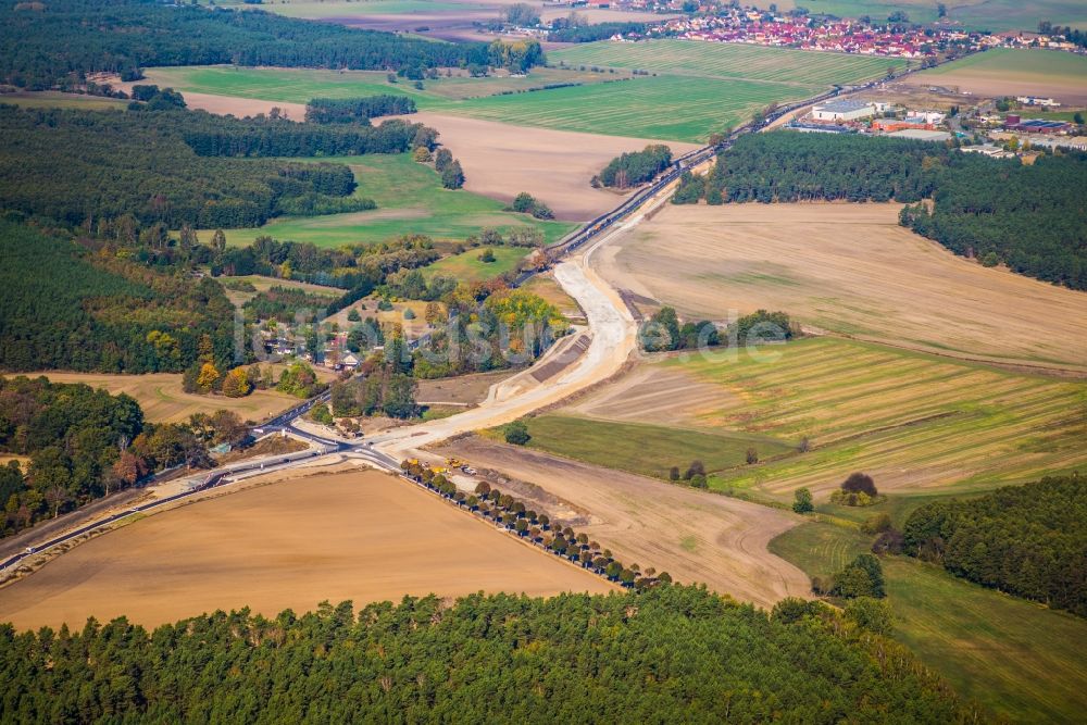 Luftbild Schmerzke - Ausbau der Ortsumgehung im Straßenverlauf B 102 bei Schmerzke im Bundesland Brandenburg, Deutschland