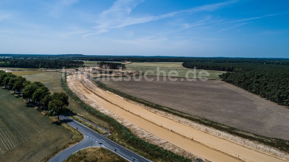 Luftbild Trebbin - Ausbau der Ortsumgehung im Straßenverlauf B101 im Ortsteil Thyrow in Trebbin im Bundesland Brandenburg, Deutschland