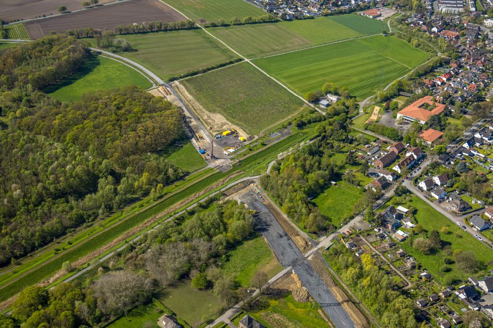 Luftbild Bergkamen - Ausbau der Ortsumgehung im Straßenverlauf der L821n zwischen Erich-Ollenhauer-Straße und Lünener Straße in Bergkamen im Bundesland Nordrhein-Westfalen, Deutschland