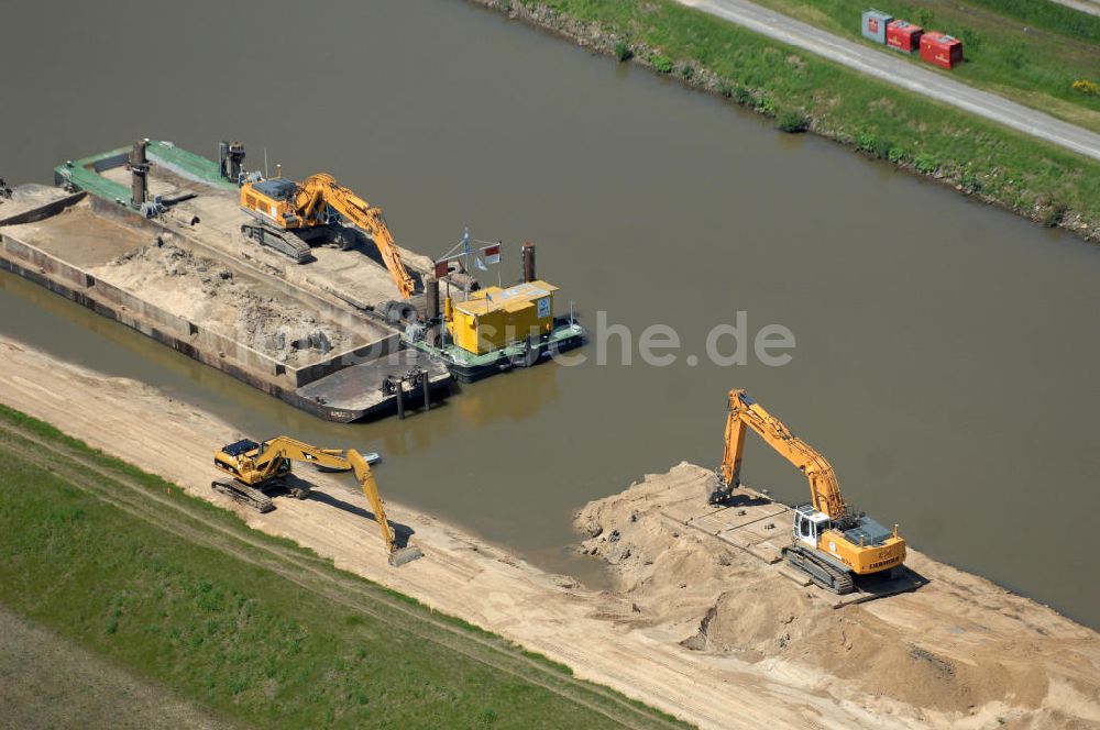 Vahldorf aus der Vogelperspektive: Ausbau der Uferbereiche des Mittelandkanals in Sachsen - Anhalt
