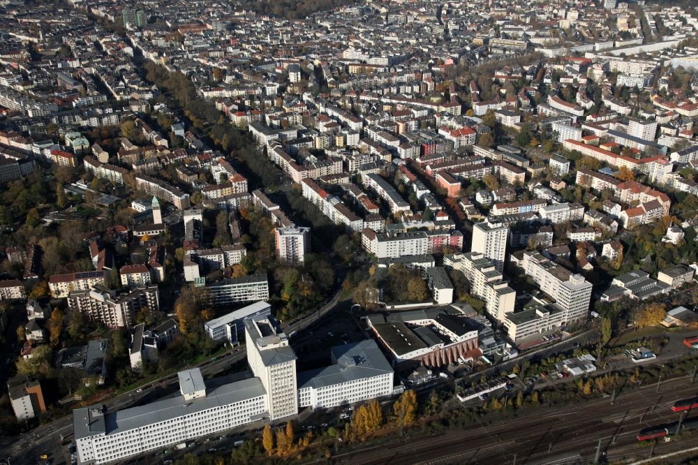 Frankfurt am Main aus der Vogelperspektive: Ausbildungszentrum der Deutschen Telekom in Frankfurt am Main im Bundesland Hessen