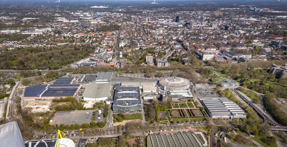 Dortmund von oben - Ausstellungsgelände und Messehallen der in Dortmund im Bundesland Nordrhein-Westfalen, Deutschland