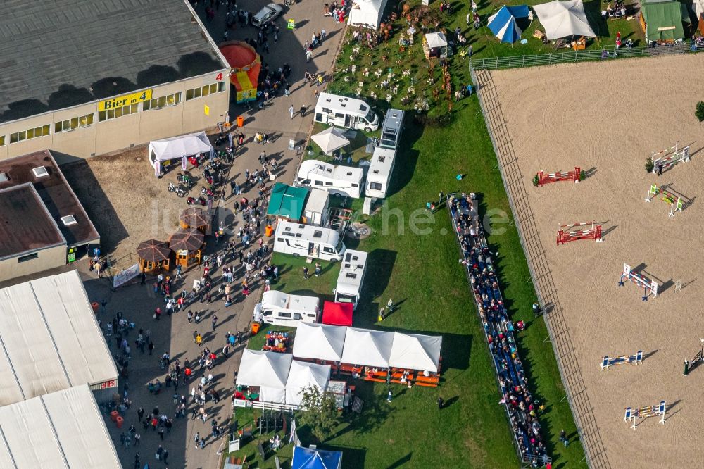 Luftbild Offenburg - Ausstellungsgelände und Messehallen der Oberrheinmesse in Offenburg welche jährlich im Herbst stattfindet in Offenburg im Bundesland Baden-Württemberg, Deutschland