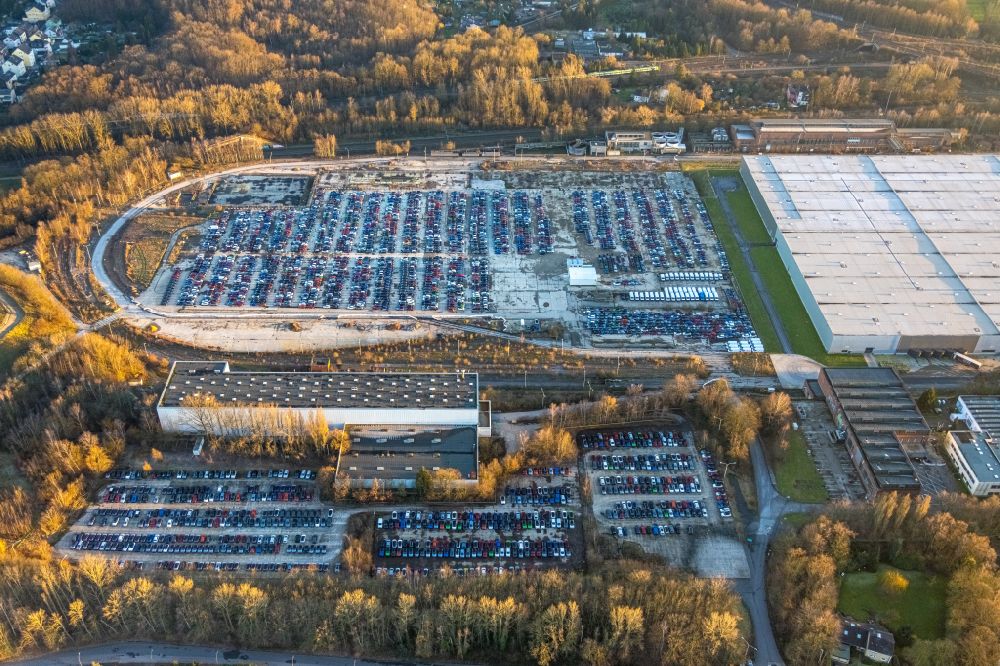 Luftaufnahme Bochum - Auto- Parkplatz und Abstellfläche im Ortsteil Langendreer in Bochum im Bundesland Nordrhein-Westfalen, Deutschland