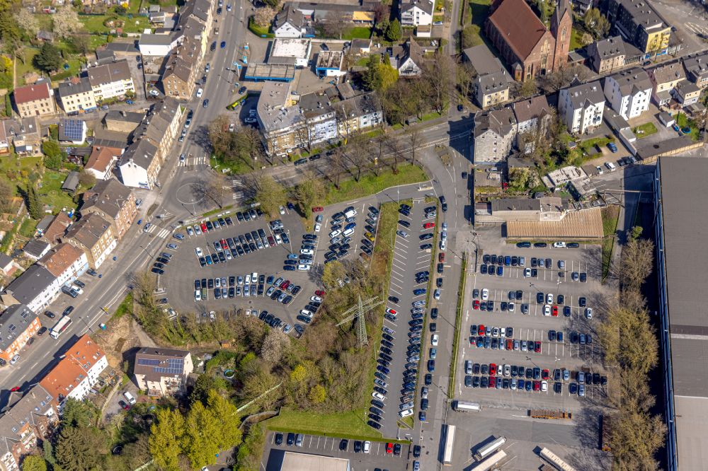 Luftbild Witten - Auto- Parkplatz und Abstellfläche in Witten im Bundesland Nordrhein-Westfalen, Deutschland
